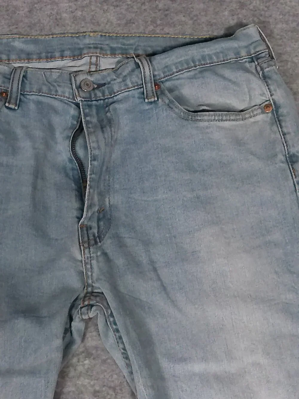 Levi’s 513 Jeans Mens 36x32 Actual 36x30 Slim Straight Light Wash Denim